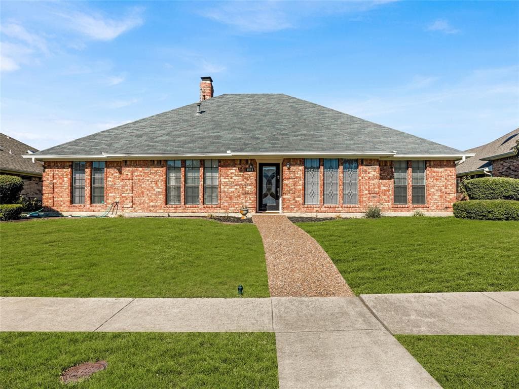 1044 Magnolia Dr