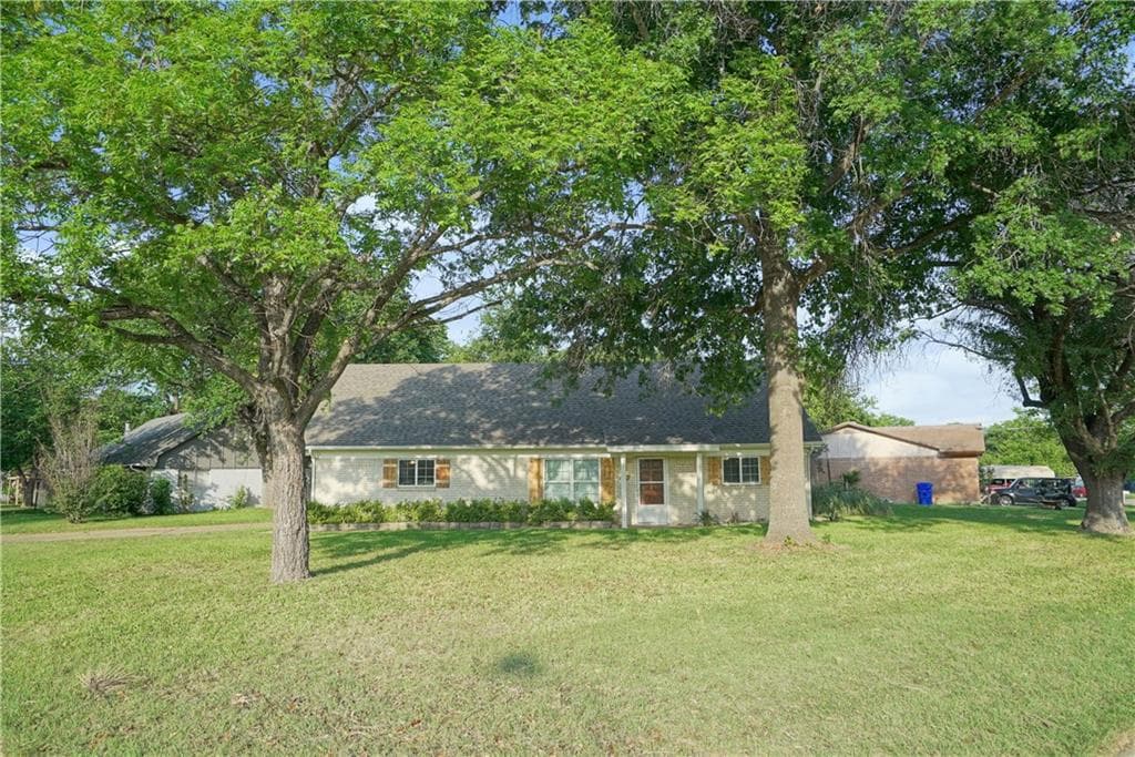 3421 Wingate Dr