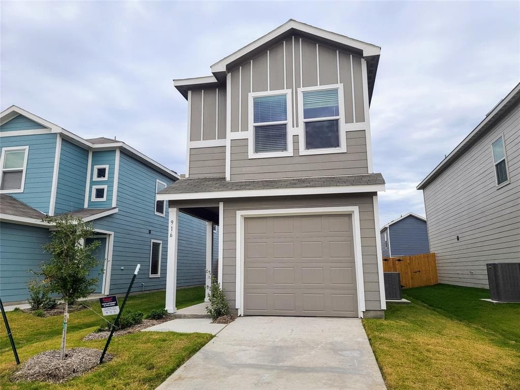 916 Wood Stork Way