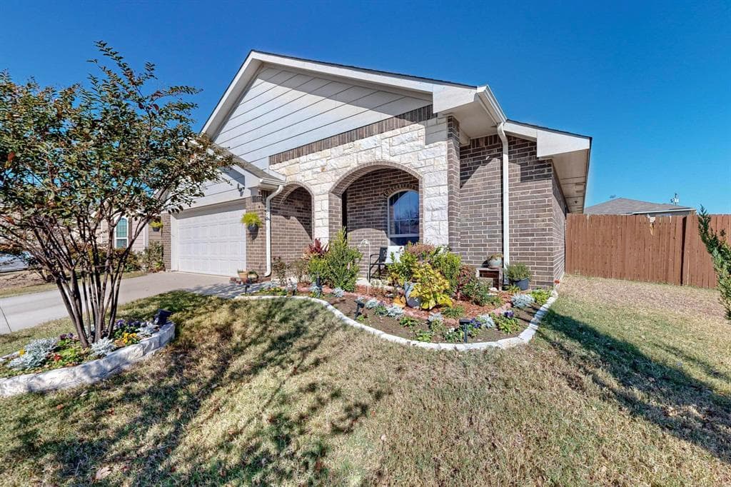 14171 Greenhaw Ln
