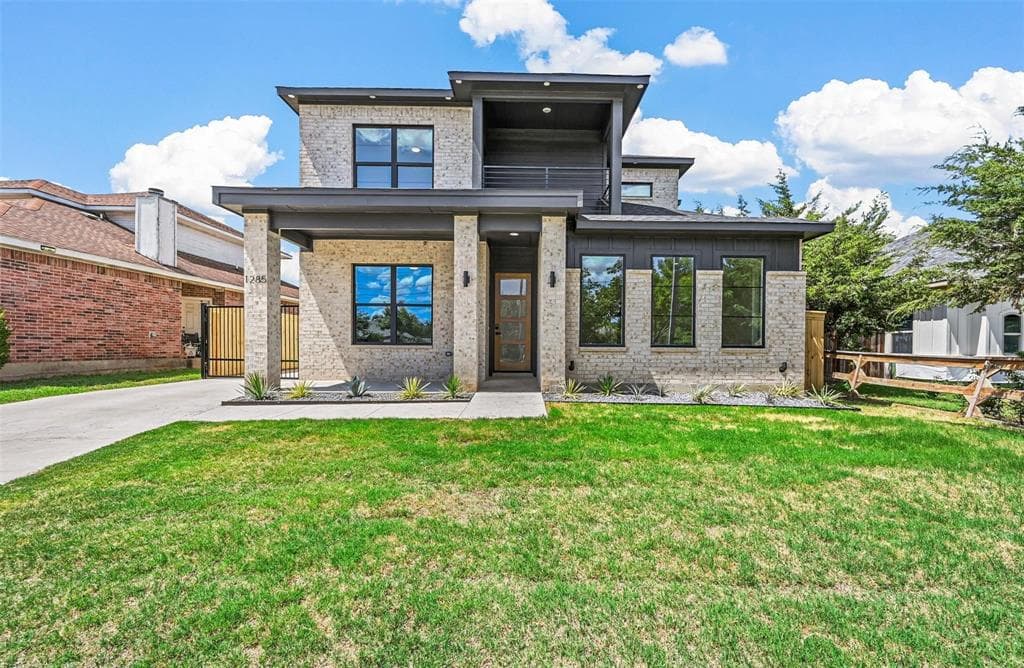 1285 Cedardale Rd