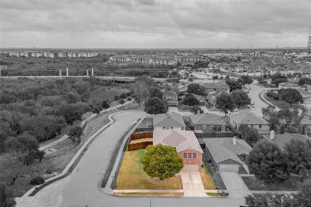 1653 Lionheart Dr