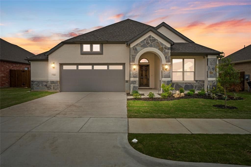 706 Lake Murray Ln