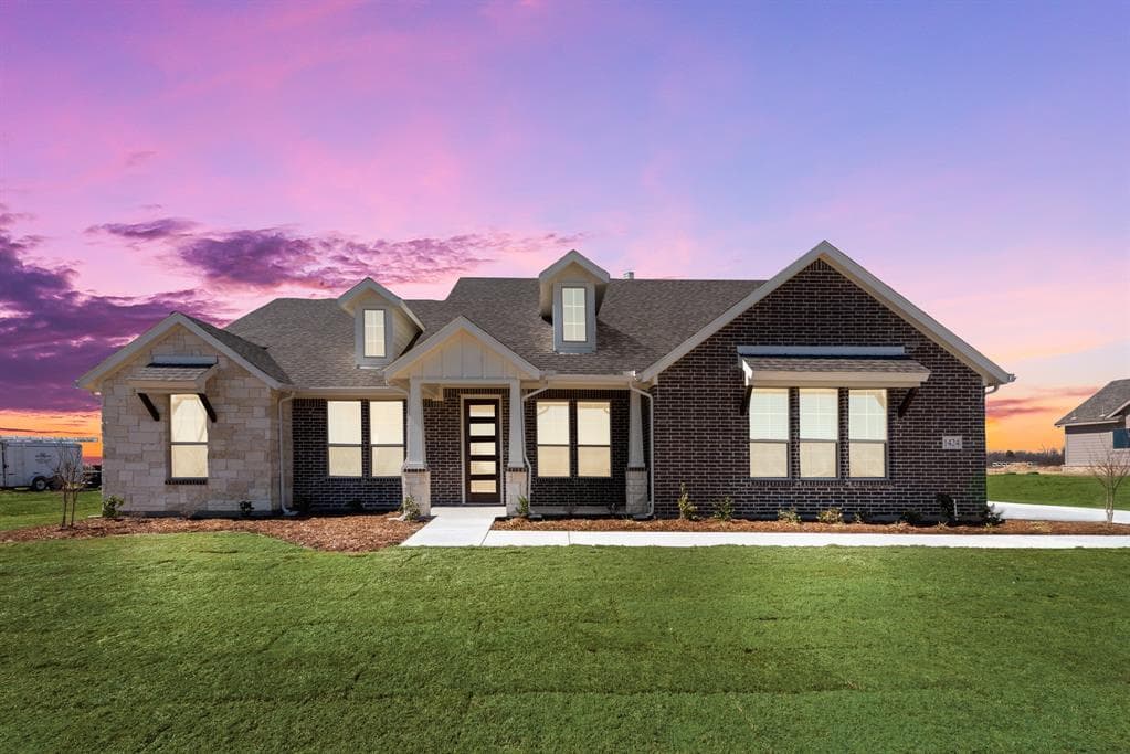 1424 County Road 200