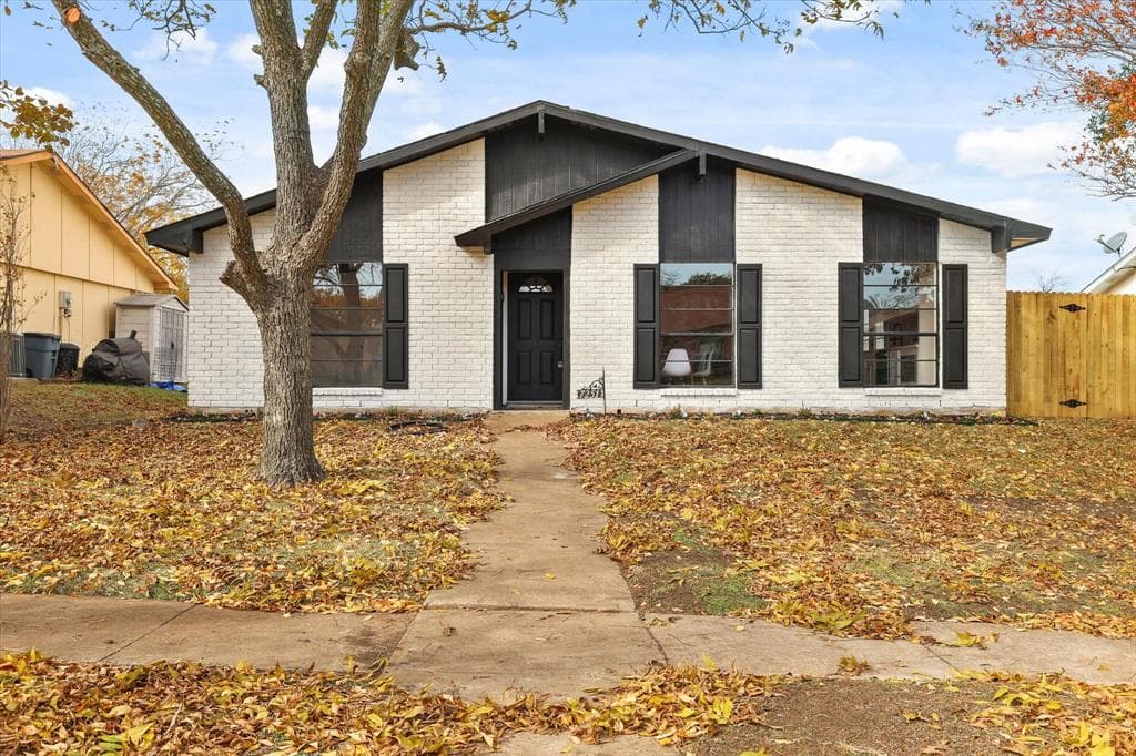 7251 Long Canyon Trl