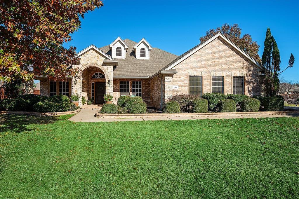 106 Shadow Ln
