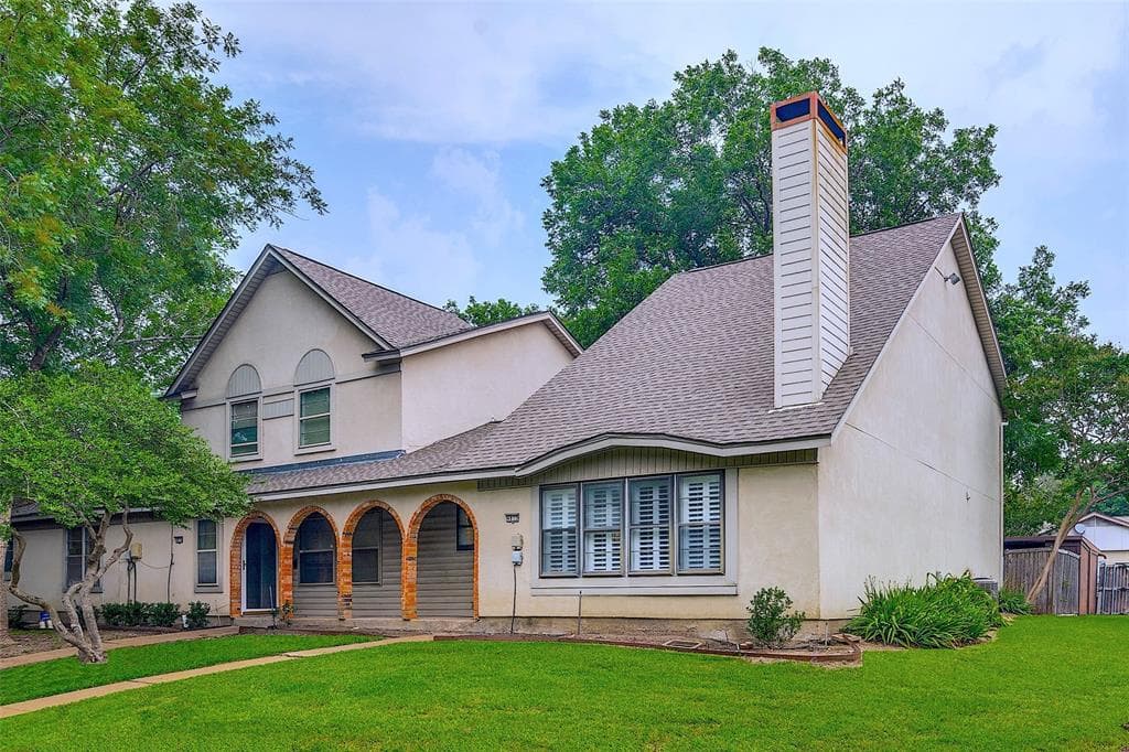 4832 Rollingwood Ct