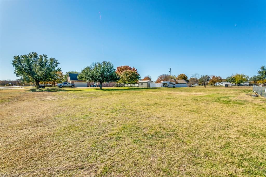 217 Dennis Rd