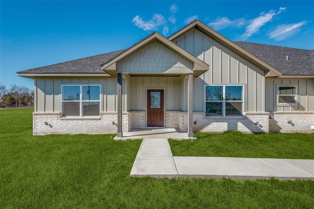 3214 County Road 1076