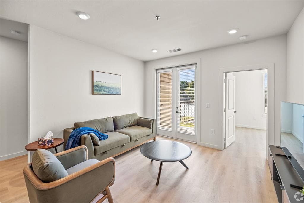 Gallery image 4