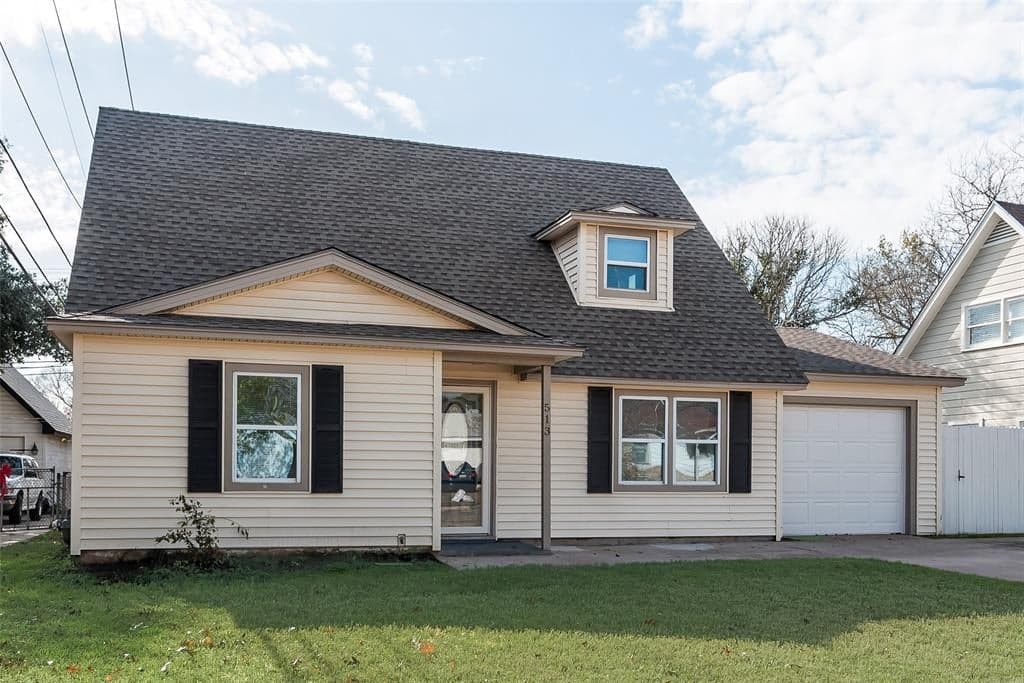 513 Nw Newton Dr