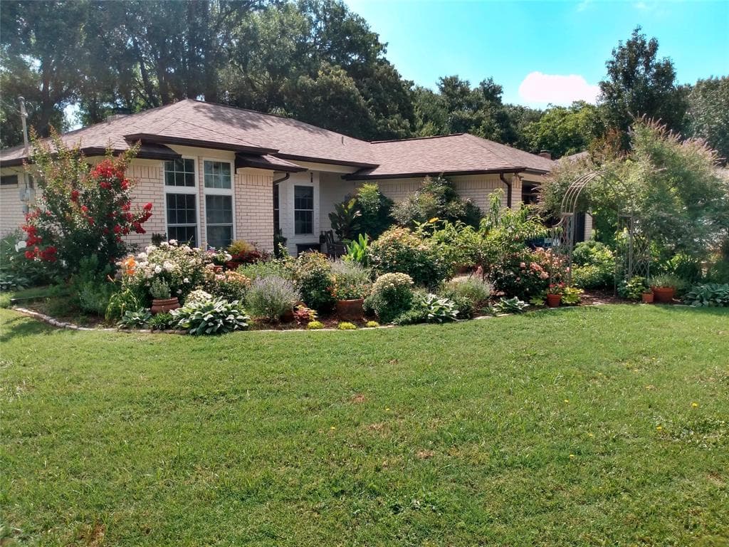 501 Shady Grove Dr