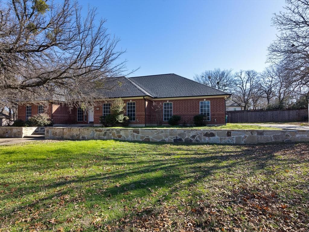 415 Hastings Dr
