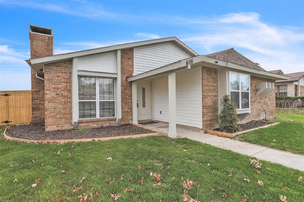 4116 Shackelford Dr