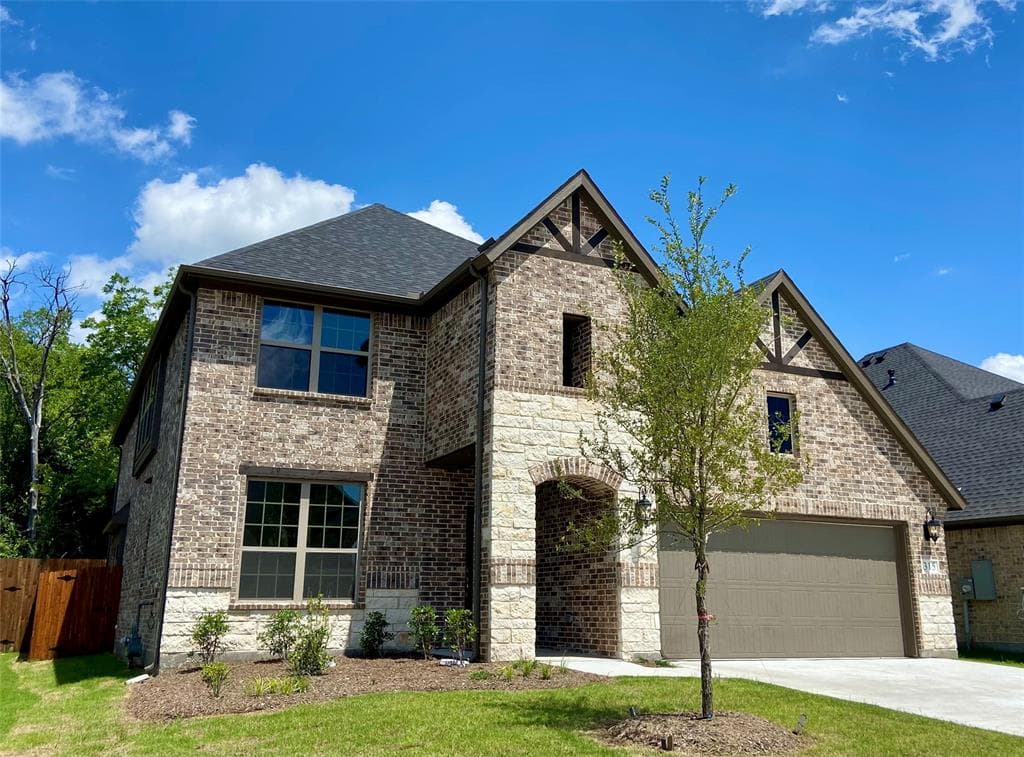 315 Cherbury Grv