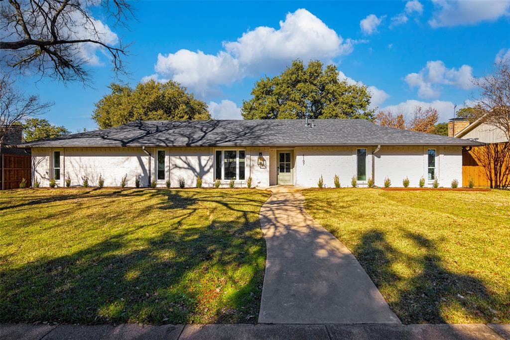 4107 Fawnhollow Dr