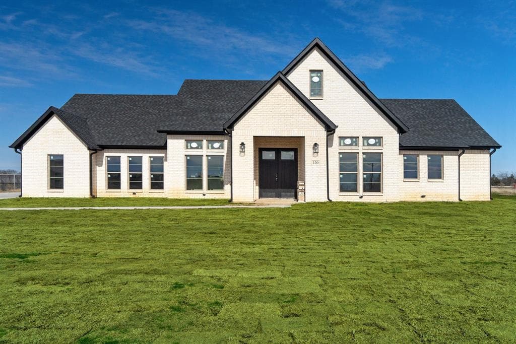150 Private Road 5440