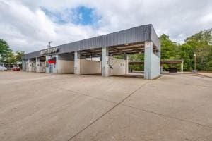 1809 W Gentry Pkwy