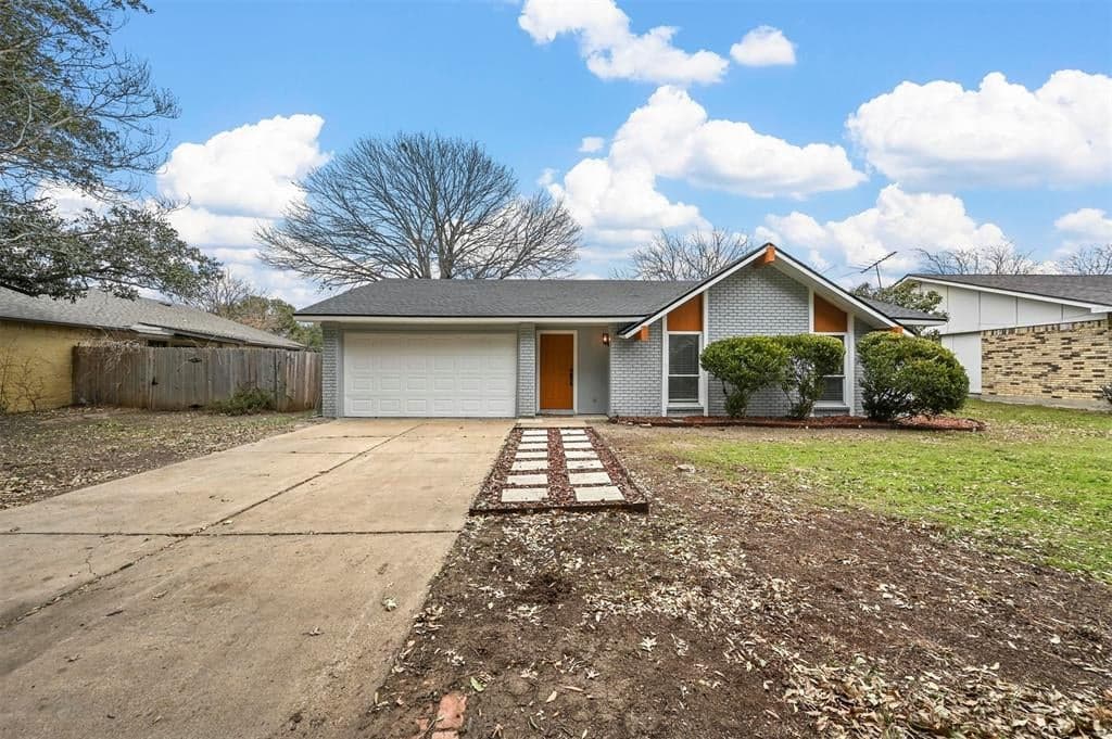 3436 Westminster Dr