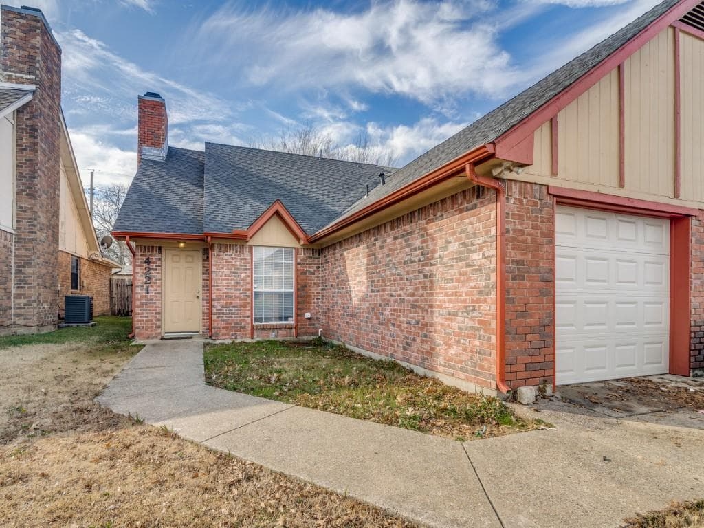 4221 San Marcus Dr