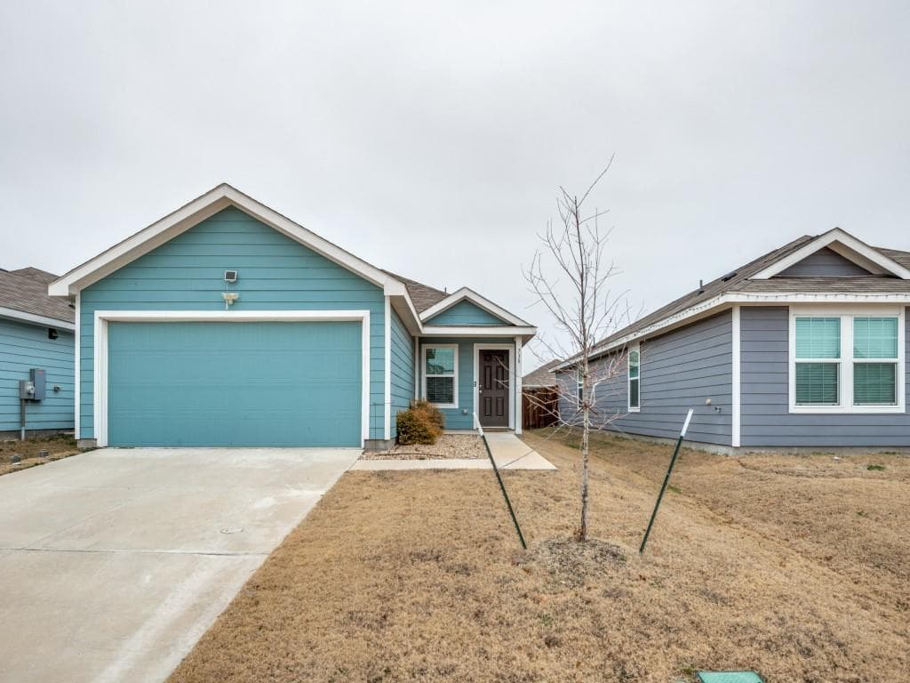 738 Cochran Dr