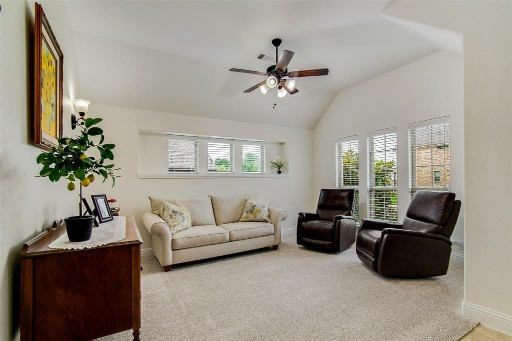 Gallery image 4
