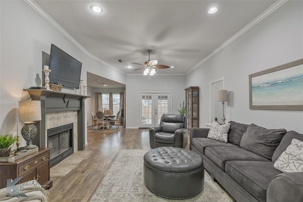 Gallery image 2