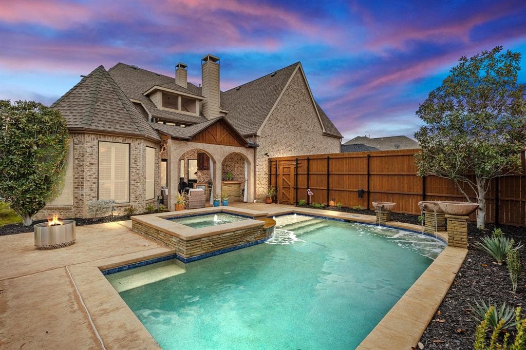 11383 Graceland Ln