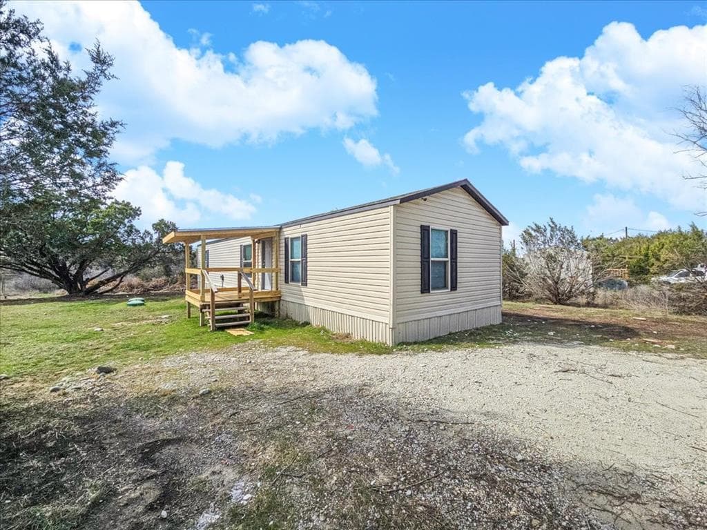 153 Paula Ct
