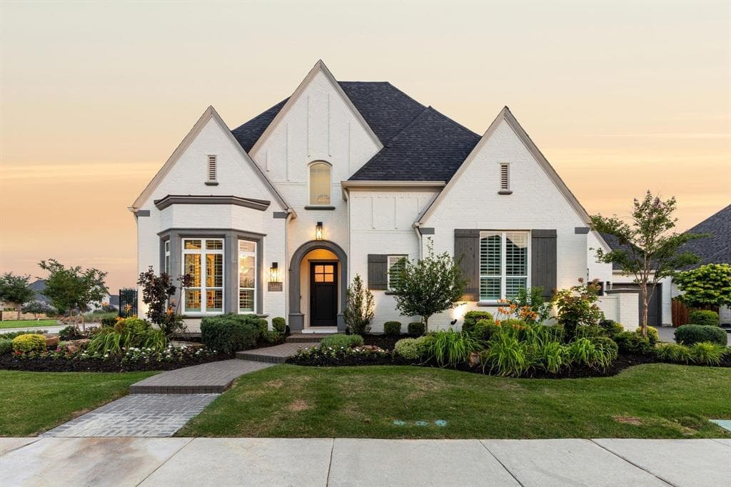 4331 Cotton Belt Ln