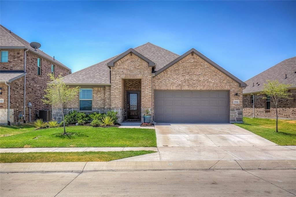504 Taylor Dr