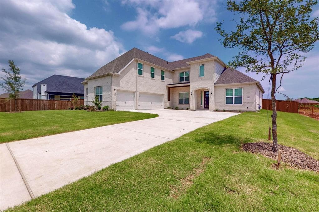 521 Fenwick Dr