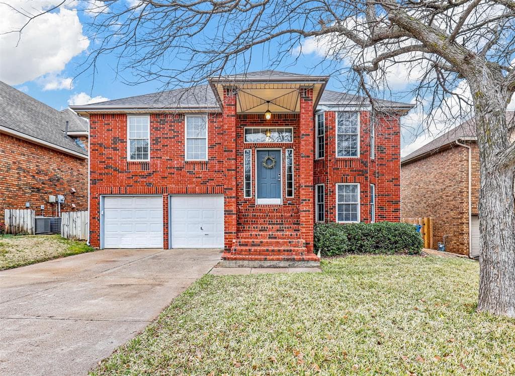 1936 Rose Ct