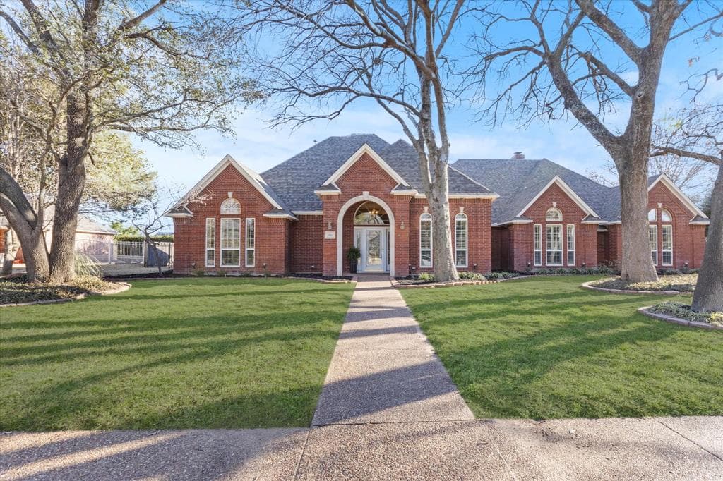 2505 Highland Meadow Dr