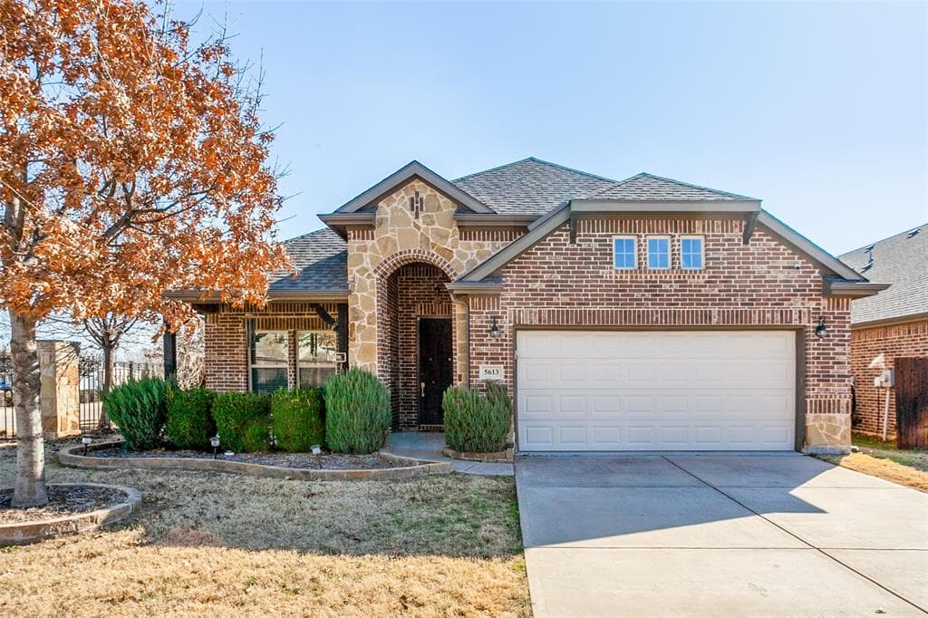 5613 Buffalo Springs Dr
