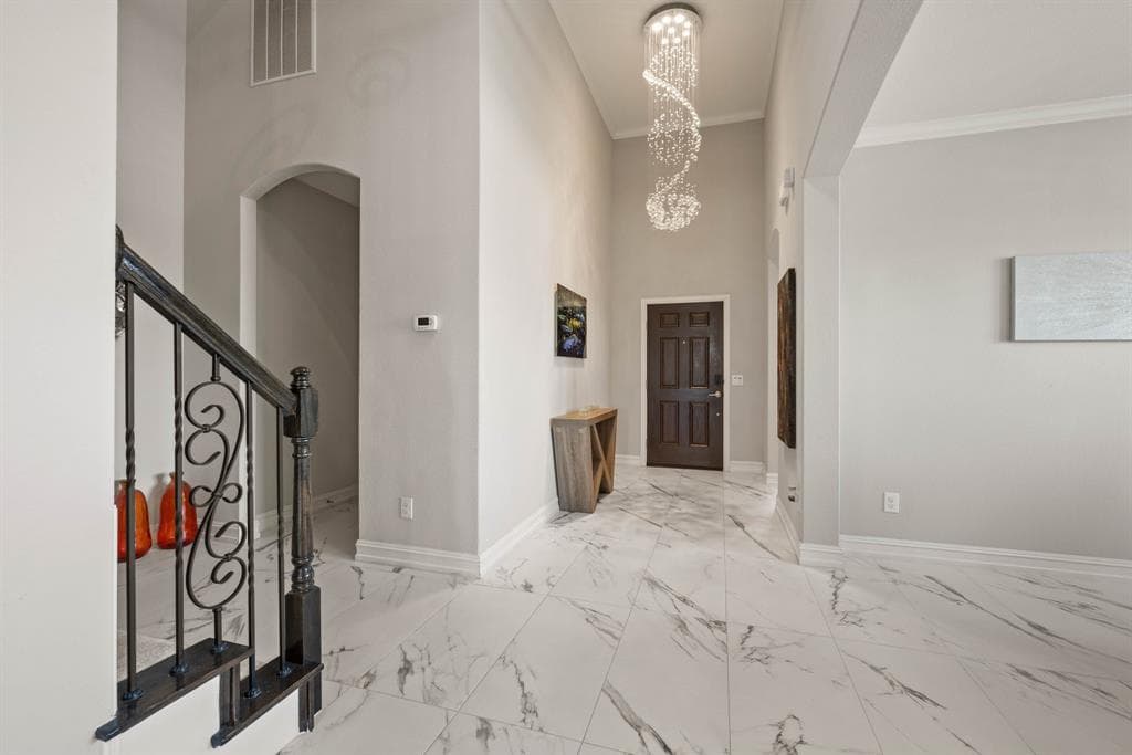4933 Meadow Trails Dr