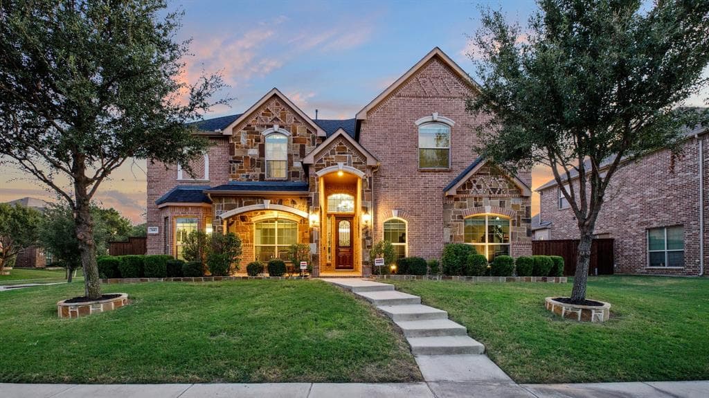 3683 Whitney Dr