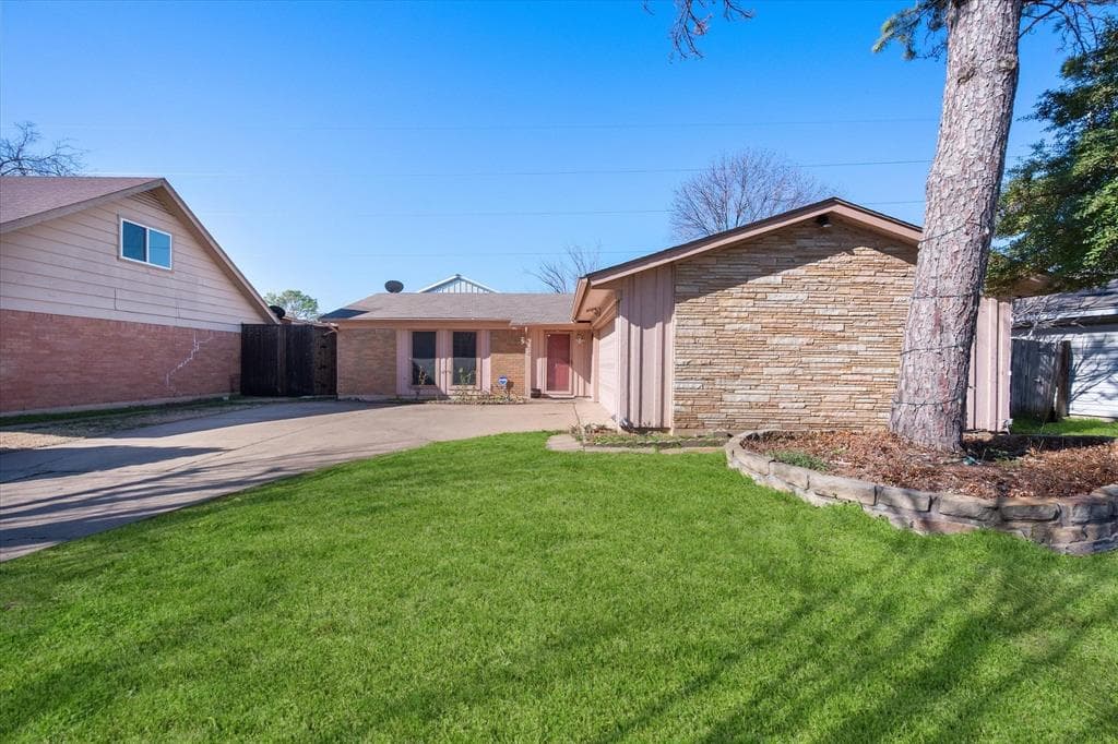2522 Brady Ln
