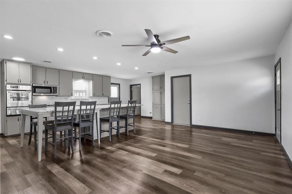 3501 Westfield Ave