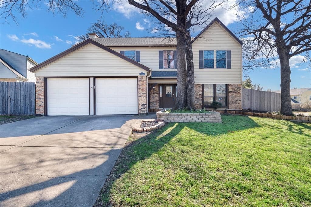 2200 Mcdowell Dr