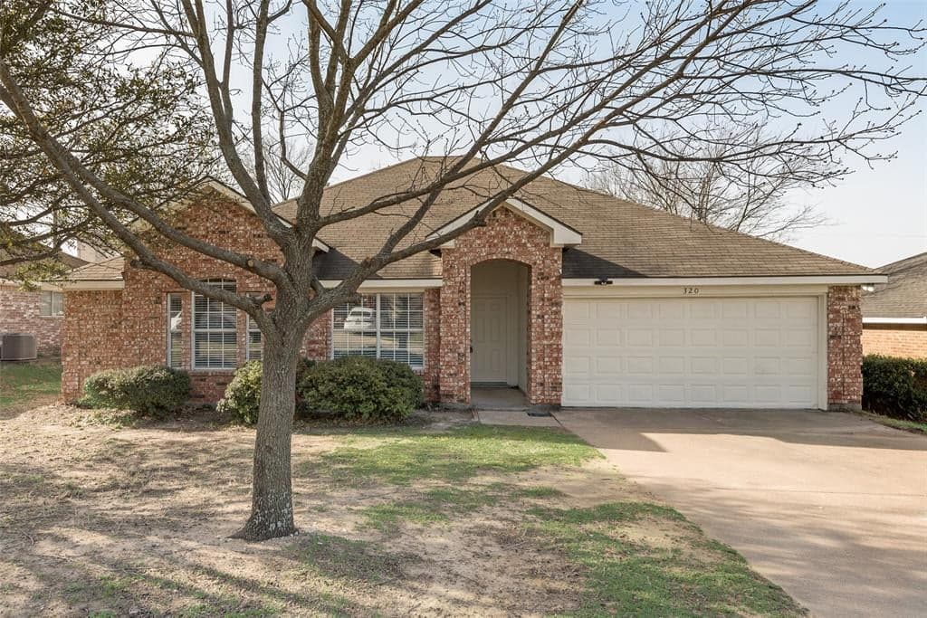 320 Meadowbrooke Dr