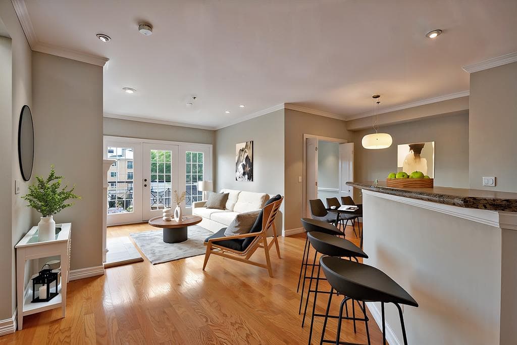 3400 Welborn St Apt 326