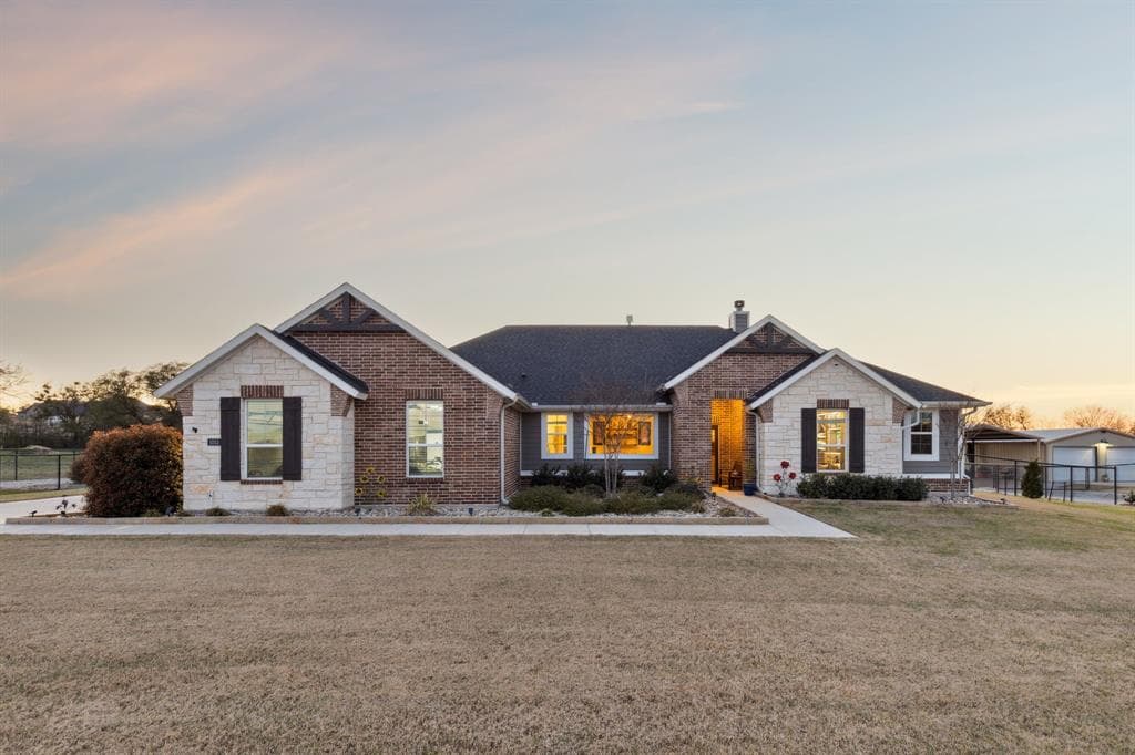 1053 Flagstone Dr Fl Agstone