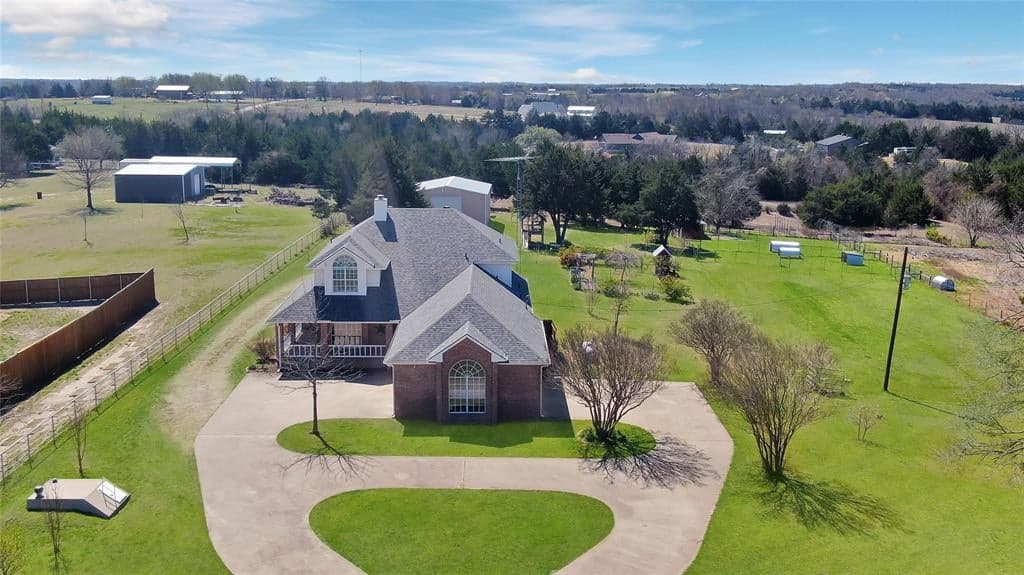 2605 Luella Rd