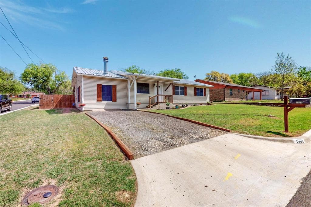 1501 S Elm St