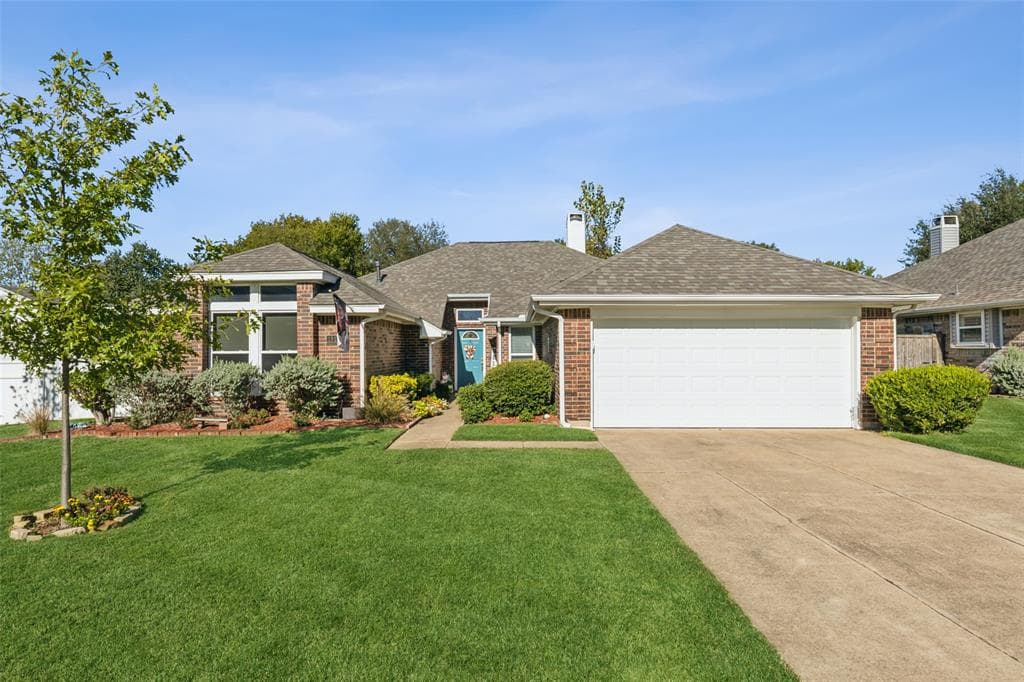 1917 Windsor Dr