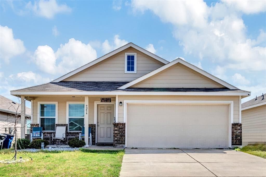9254 Marilyn Pl
