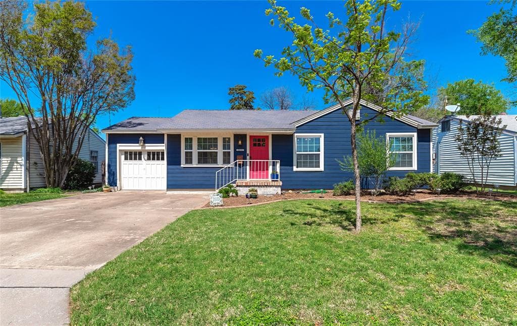 2635 Marietta Dr
