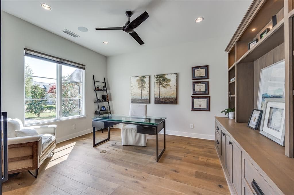 Gallery image 4