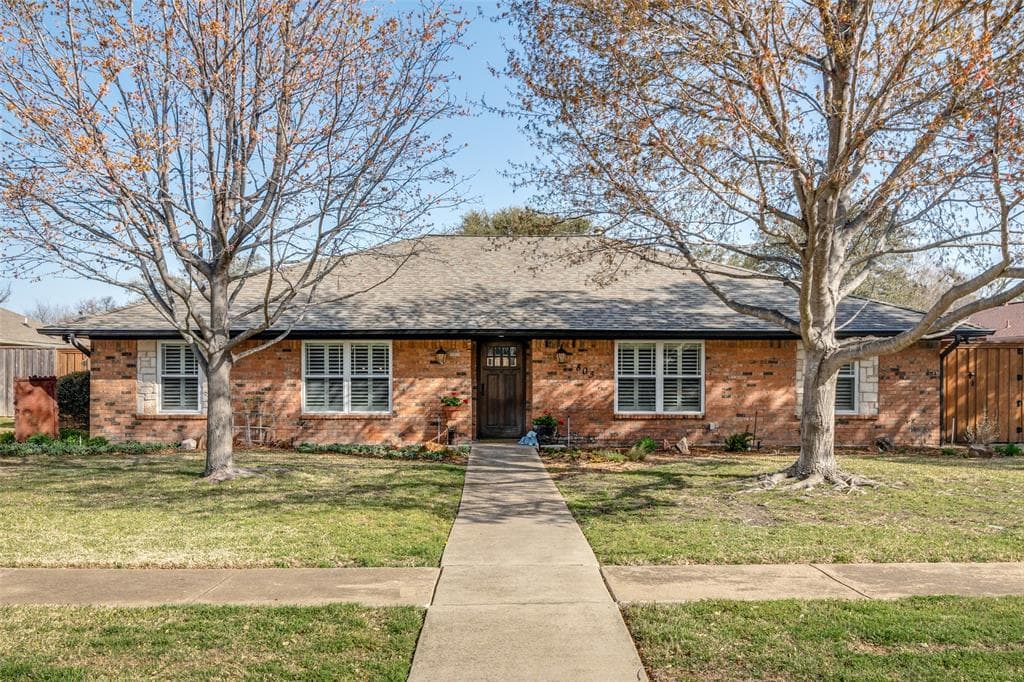 803 Morningstar Trl